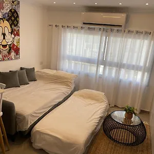 דירה Miss Roni's Place